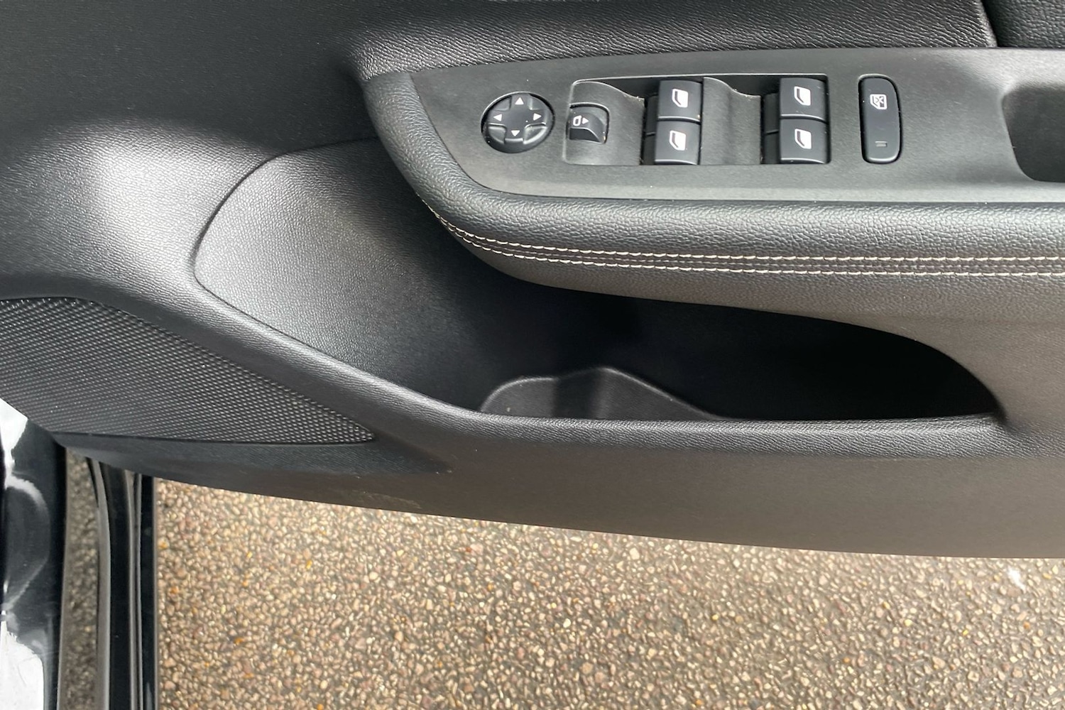 Used Vauxhall Mokka Electric 2024 for sale - 76401592: Photo 22