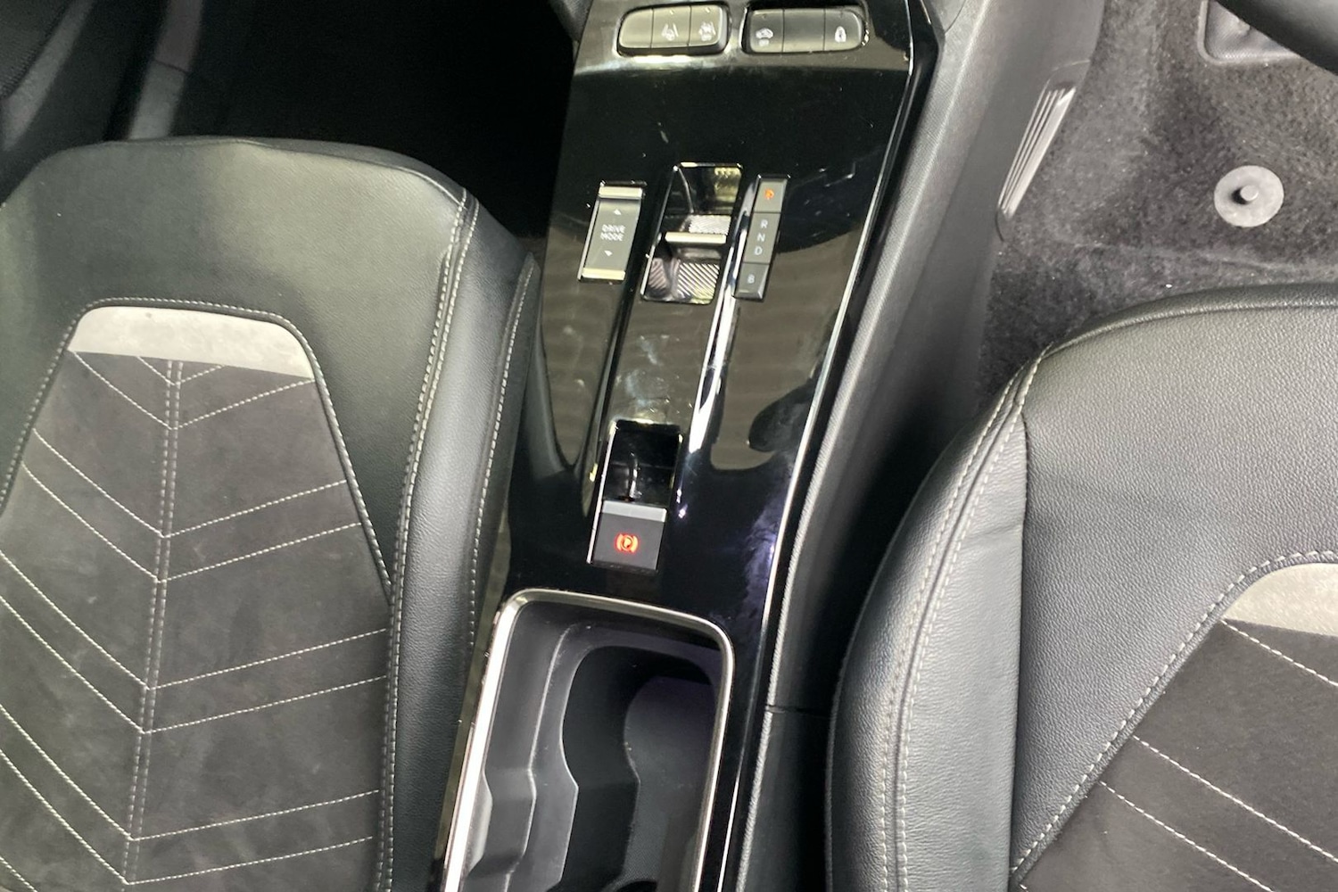 Used Vauxhall Mokka Electric 2024 for sale - 76401592: Photo 38