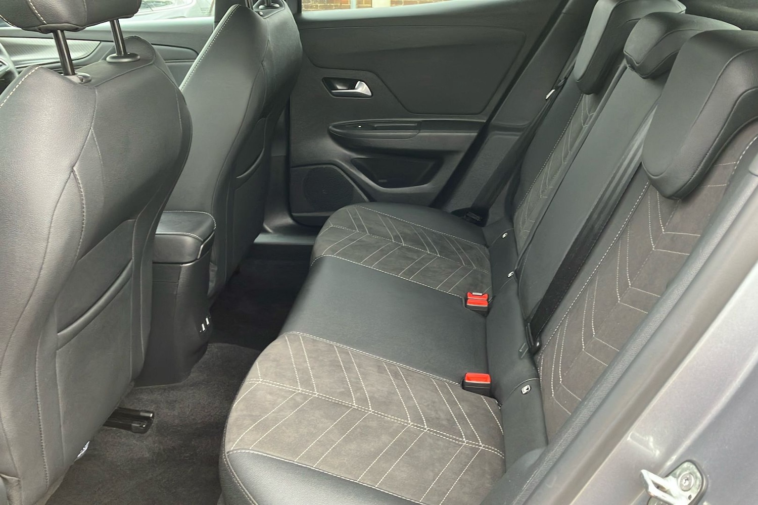 Used Vauxhall Mokka 2023 for sale - 76407272: Photo 5