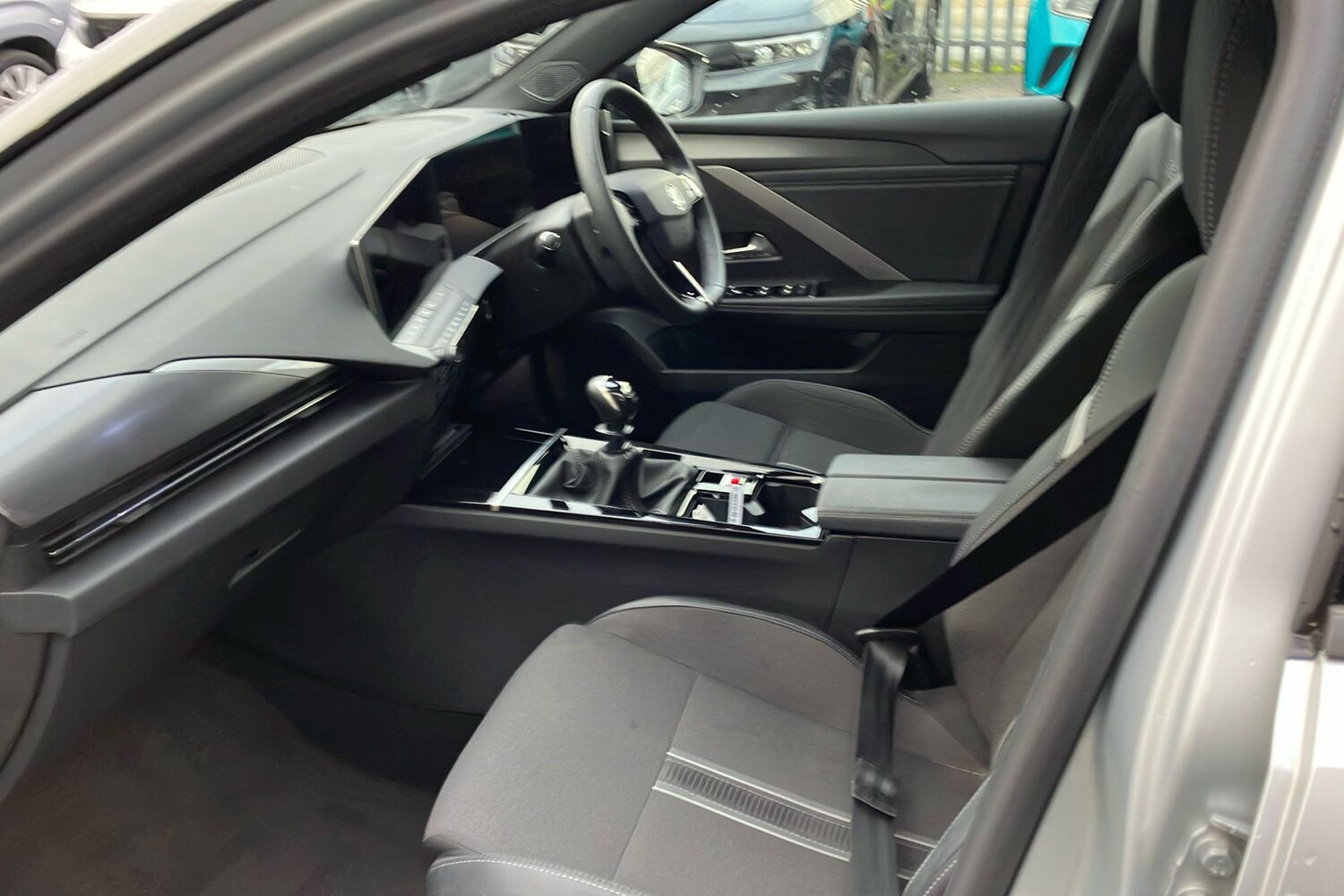 Used Vauxhall Astra 2024 for sale - 76578042: Photo 3