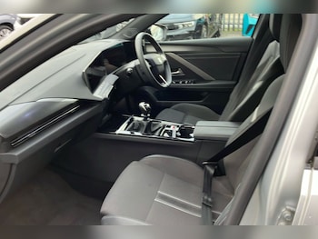 Used Vauxhall Astra 2024 for sale - 76578042: Photo