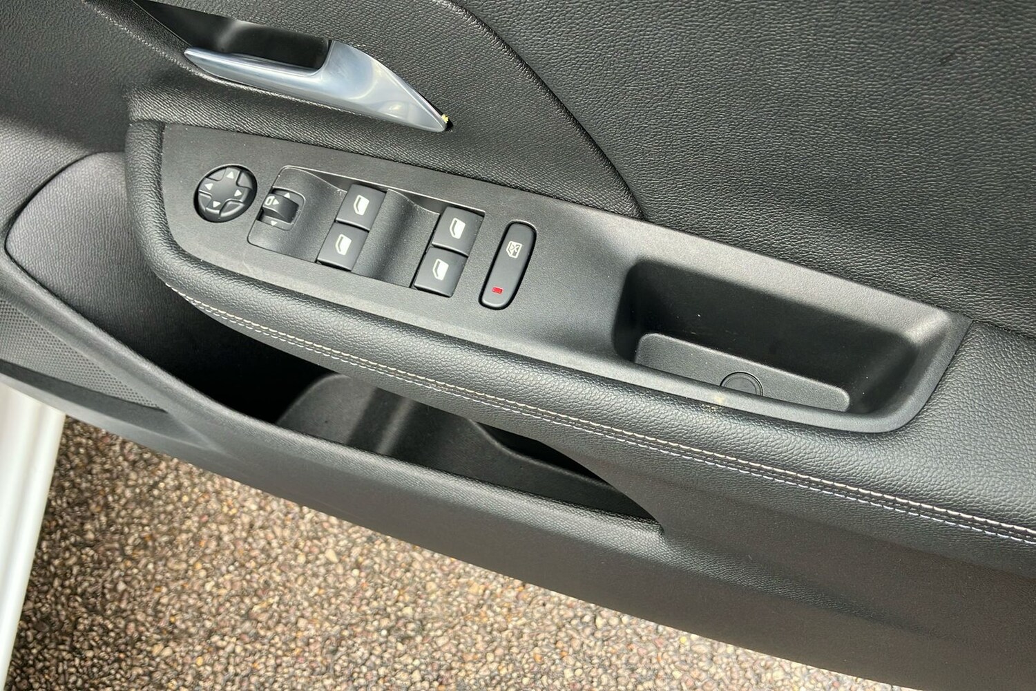 Used Vauxhall Mokka 2025 for sale - 77418178: Photo 18