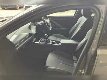 Used Vauxhall Astra 2024 for sale - 75412456: Photo
