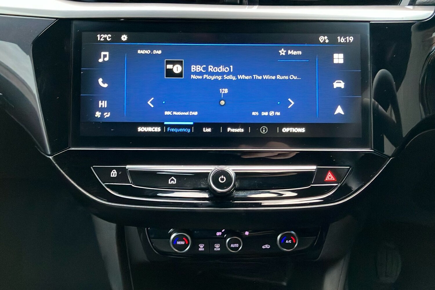 Used Vauxhall Corsa for sale - 77701842: Photo 14