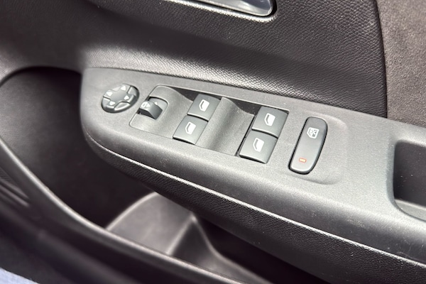 Used Vauxhall Corsa 2025 for sale - 76243430: Photo 18