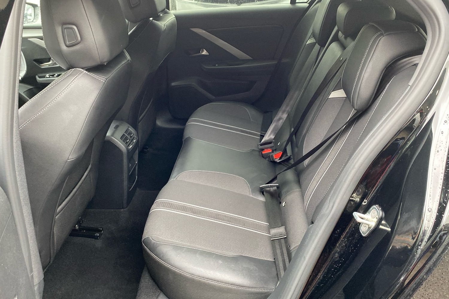 Used Vauxhall Astra 2024 for sale - 77288965: Photo 5