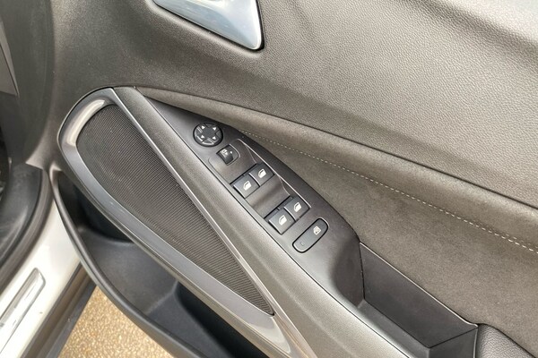 Used Vauxhall Crossland 2024 for sale - 76163898: Photo 33