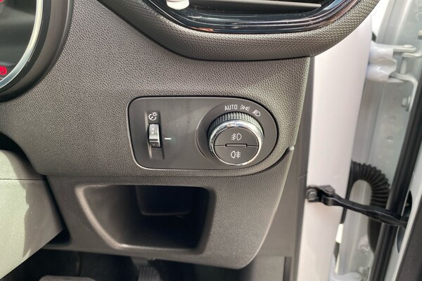 Used Vauxhall Crossland 2024 for sale - 76163898: Photo 35