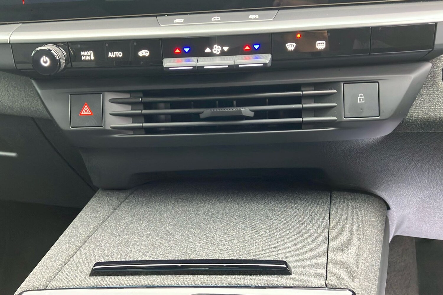 Used Vauxhall Grandland 2024 for sale - 77502486: Photo 40