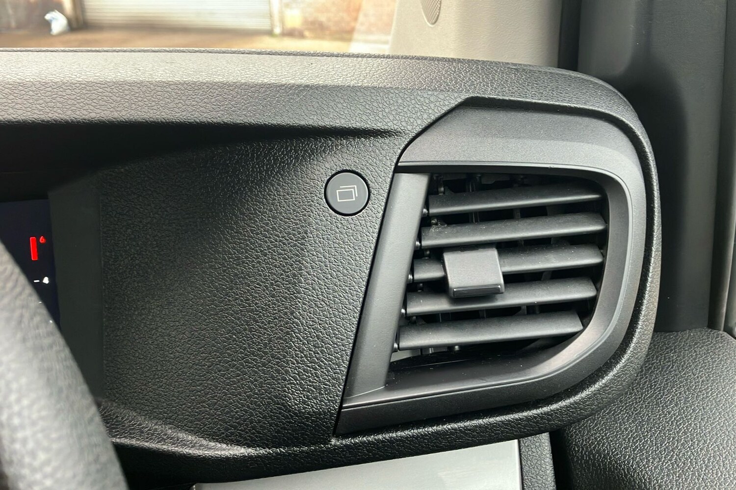 Used Vauxhall Vivaro 2024 for sale - 77313873: Photo 24