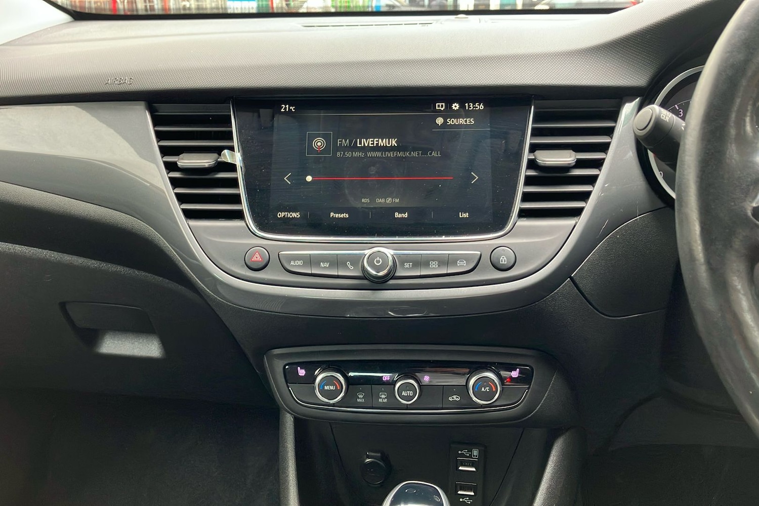 Used Vauxhall Crossland 2022 for sale - 76588903: Photo 25