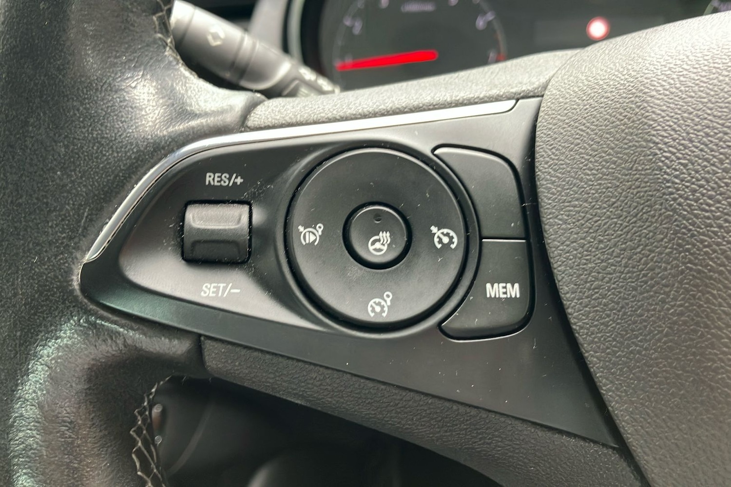 Used Vauxhall Crossland 2022 for sale - 76588903: Photo 33