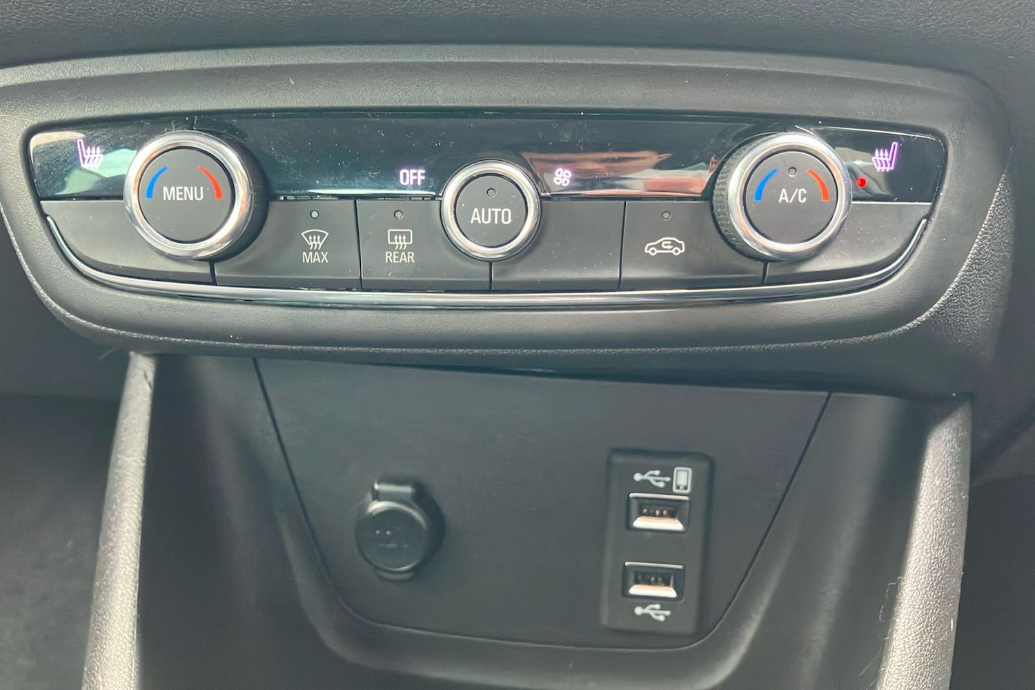 Used Vauxhall Crossland 2022 for sale - 76588903: Photo 40