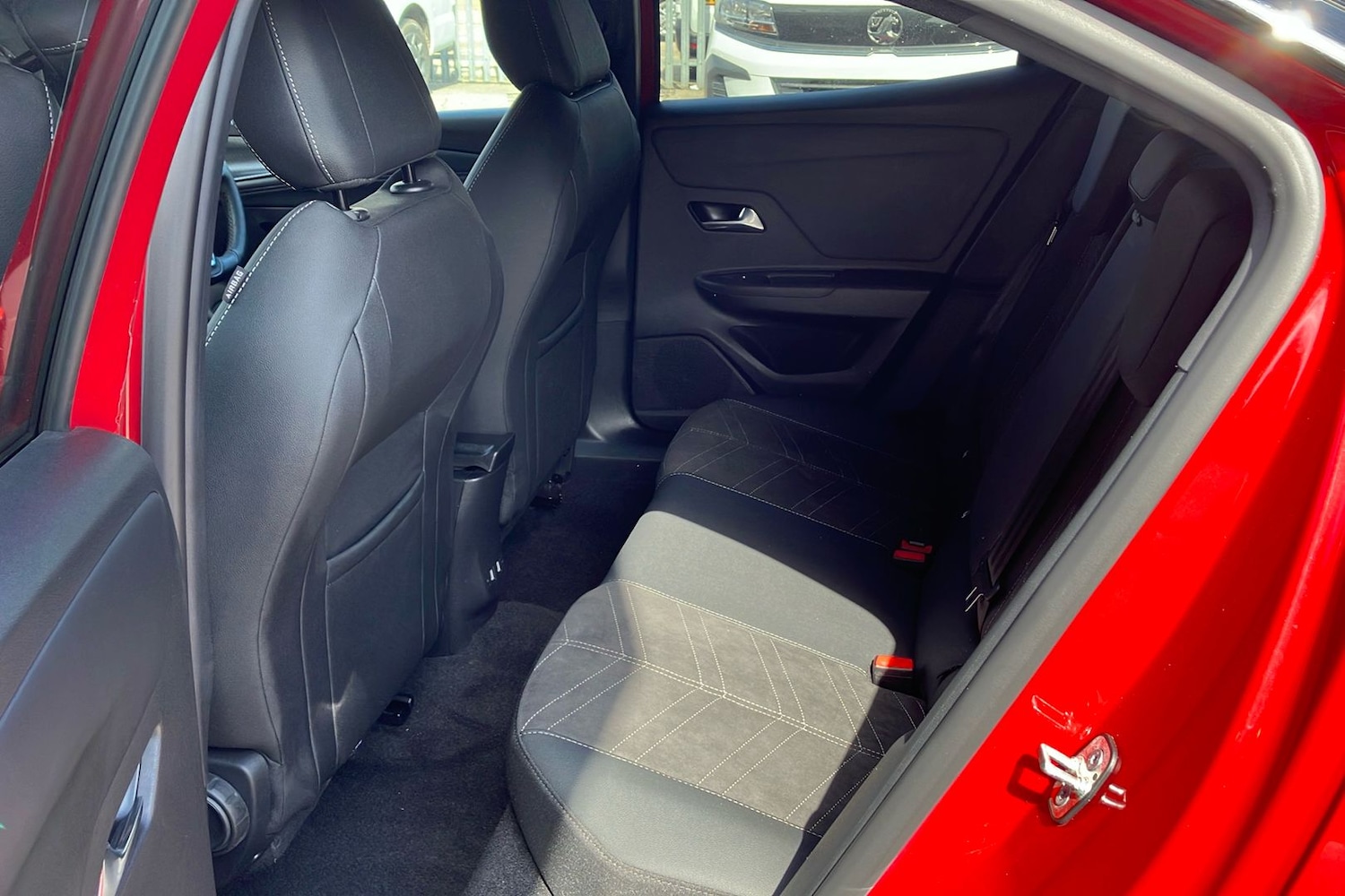 Used Vauxhall Mokka 2023 for sale - 76618423: Photo 5