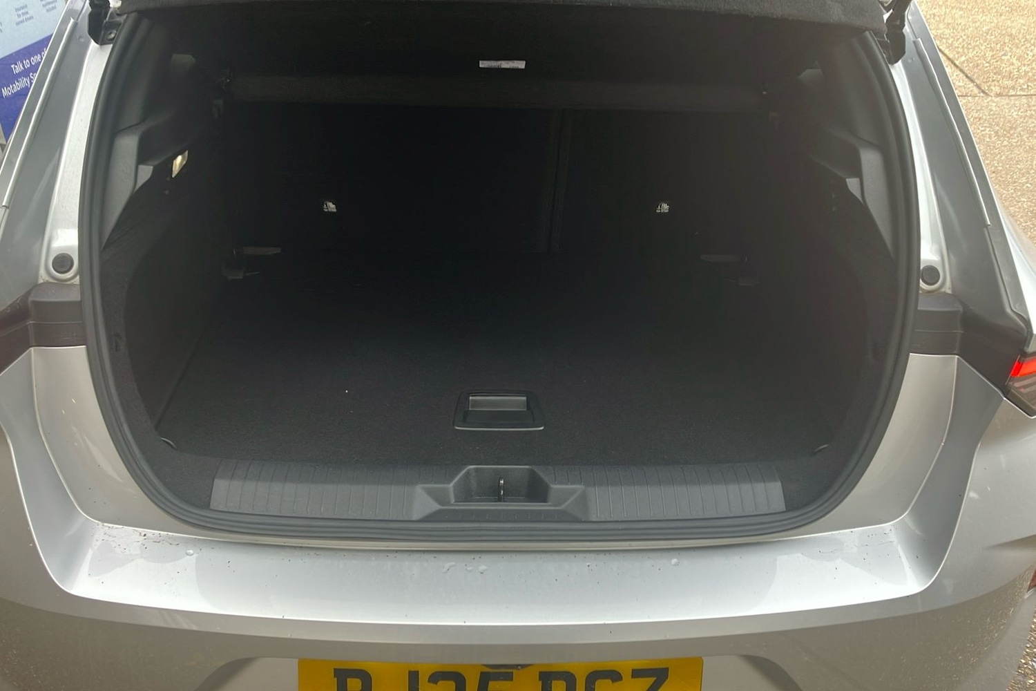 Used Vauxhall Astra 2025 for sale - 78069836: Photo 12