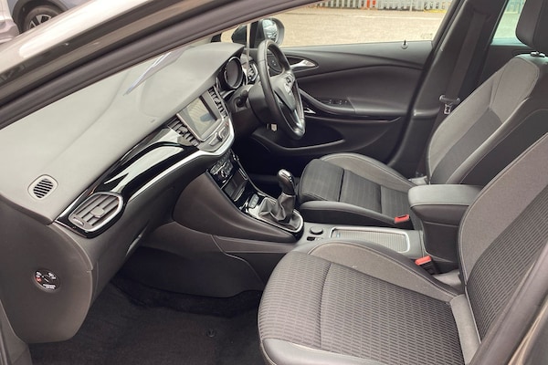 Used Vauxhall Astra 2021 for sale - 76236514: Photo 3