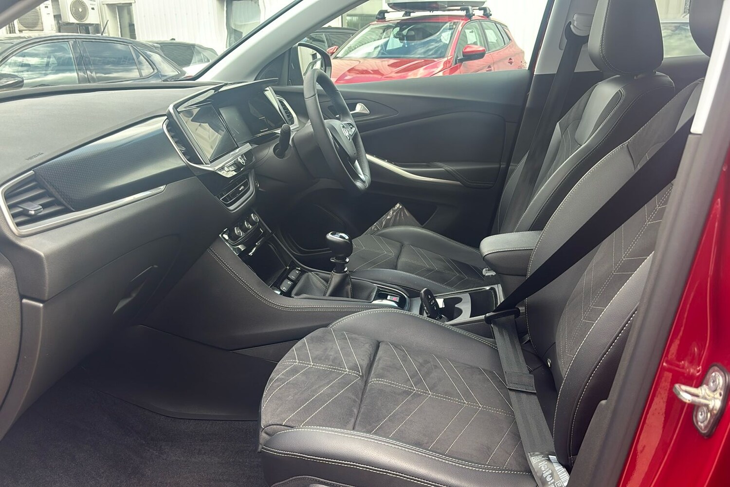 Used Vauxhall Grandland 2024 for sale - 75891442: Photo 3