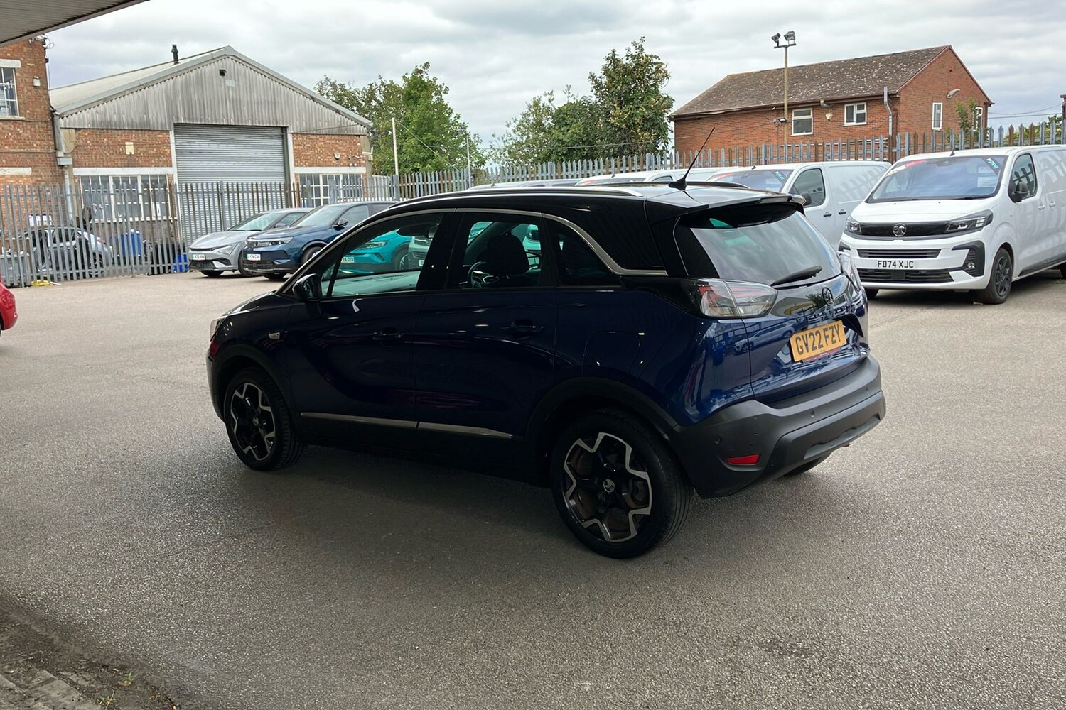 Used Vauxhall Crossland 2022 for sale - 76280715: Photo 2