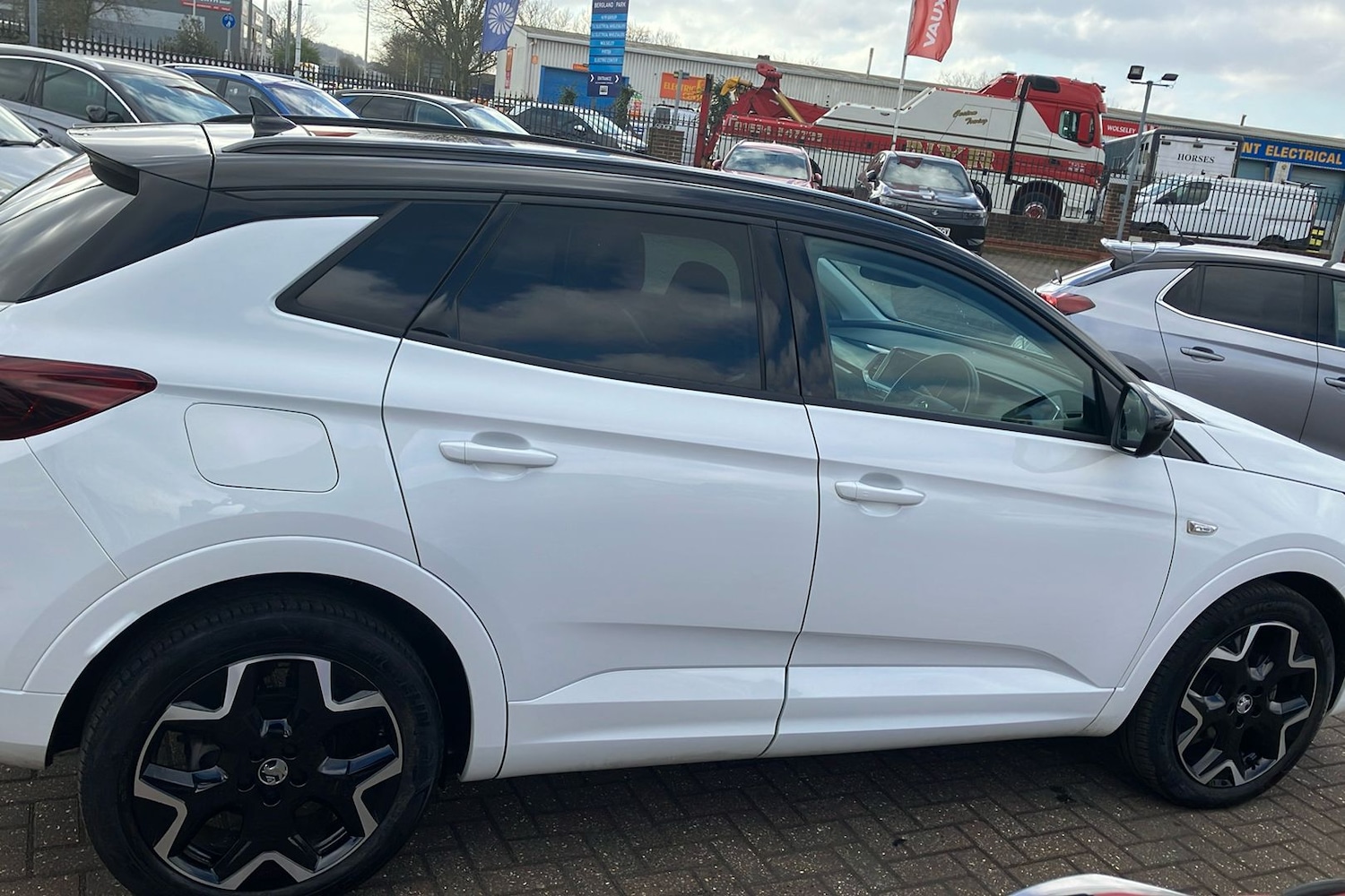 Used Vauxhall Grandland 2023 for sale - 76373540: Photo 6