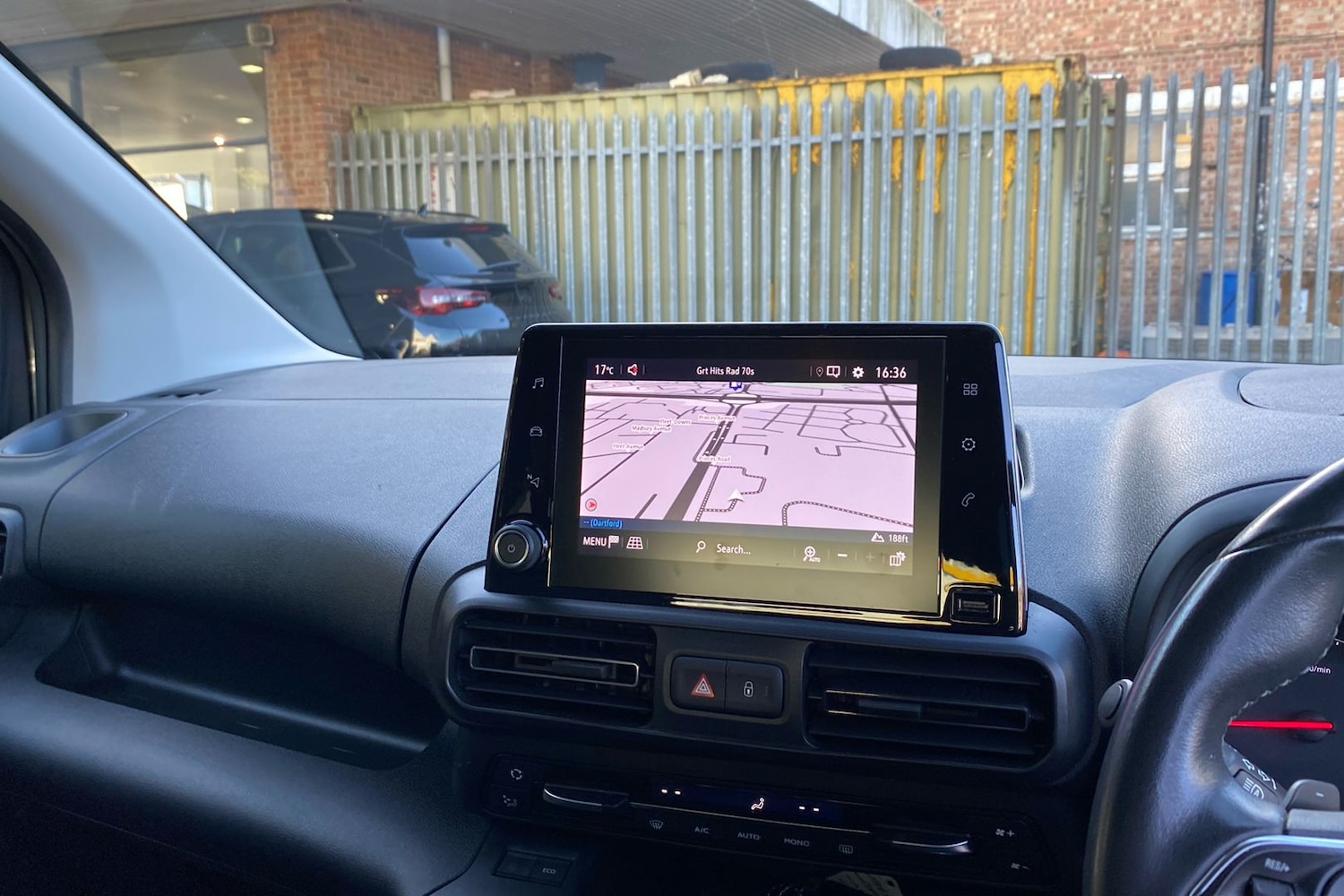 Used Vauxhall Combo Life 2021 for sale - 76905895: Photo 25