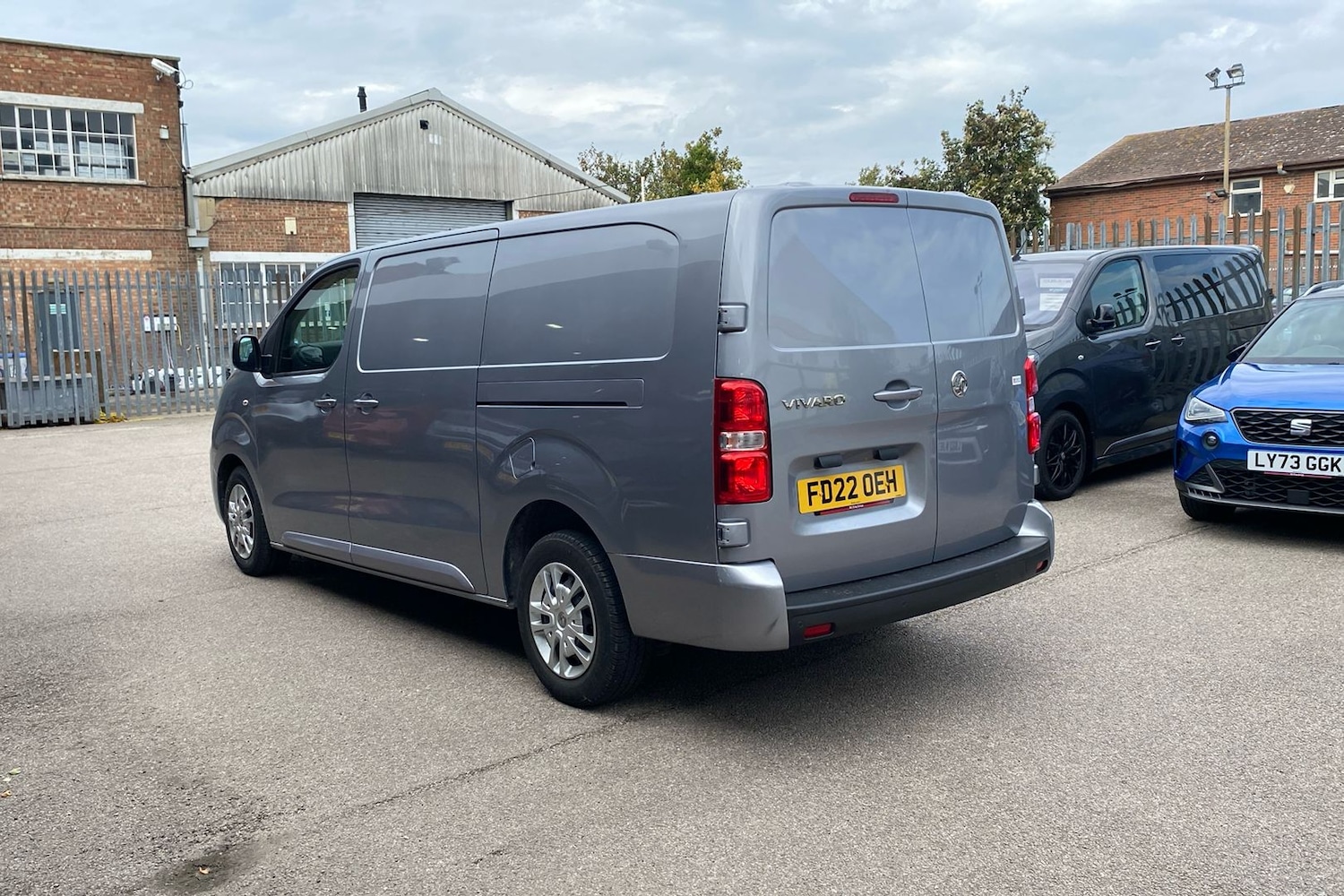 Used Vauxhall Vivaro 2022 for sale - 76963102: Photo 2