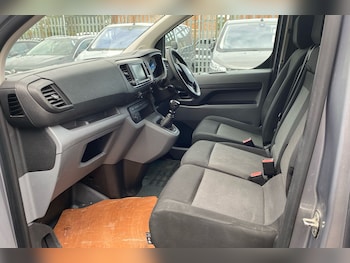 Used Vauxhall Vivaro 2022 for sale - 76963102: Photo