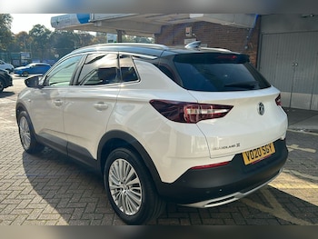 Used Vauxhall Grandland X 2020 for sale - 76305063: Photo 2