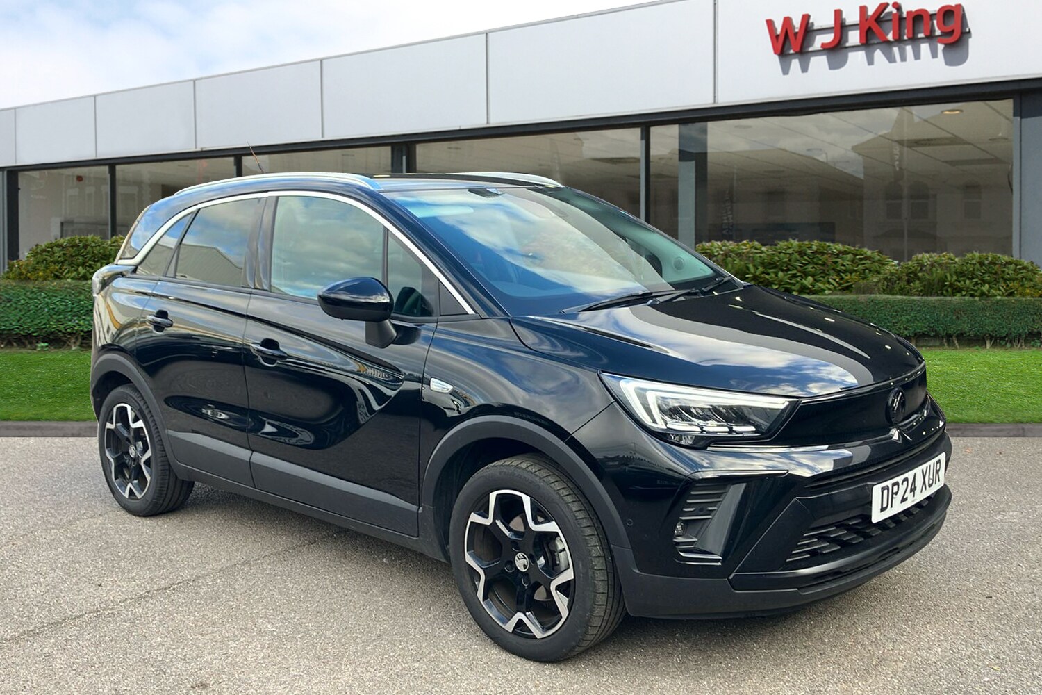 Used Vauxhall Crossland 2024 for sale - 75951178: Photo 1