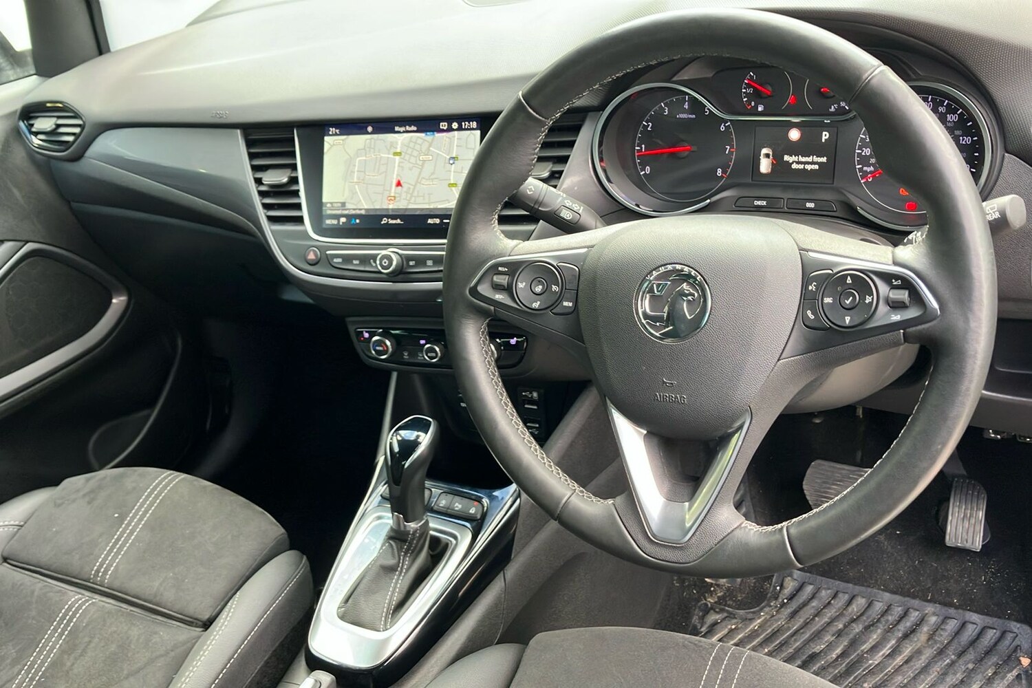 Used Vauxhall Crossland 2024 for sale - 75951178: Photo 11