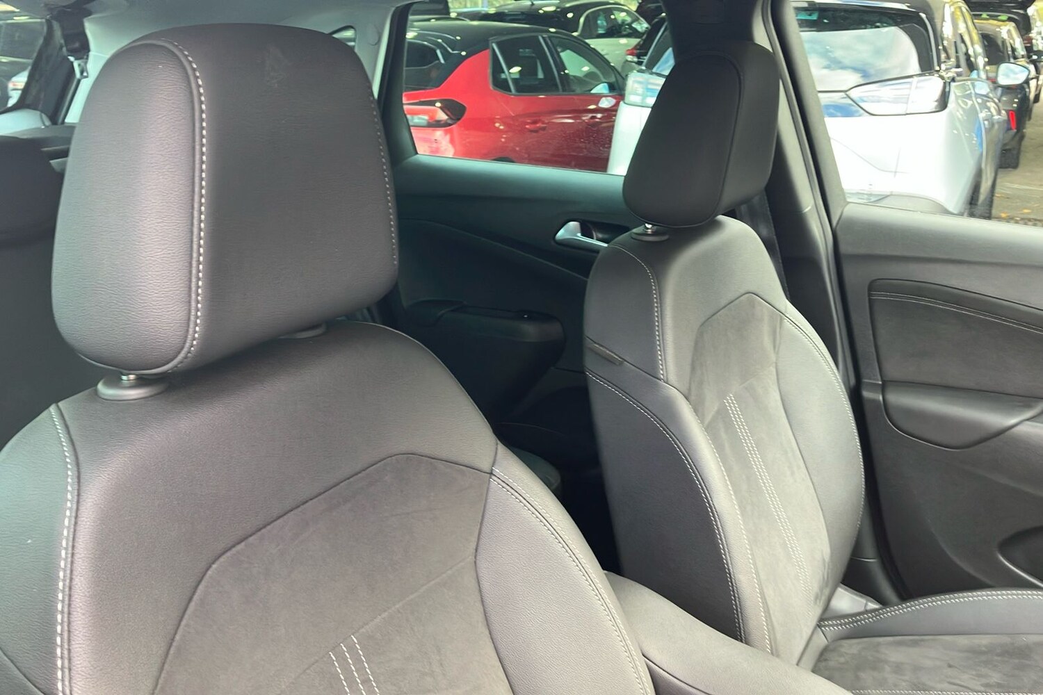 Used Vauxhall Crossland 2024 for sale - 75951178: Photo 30