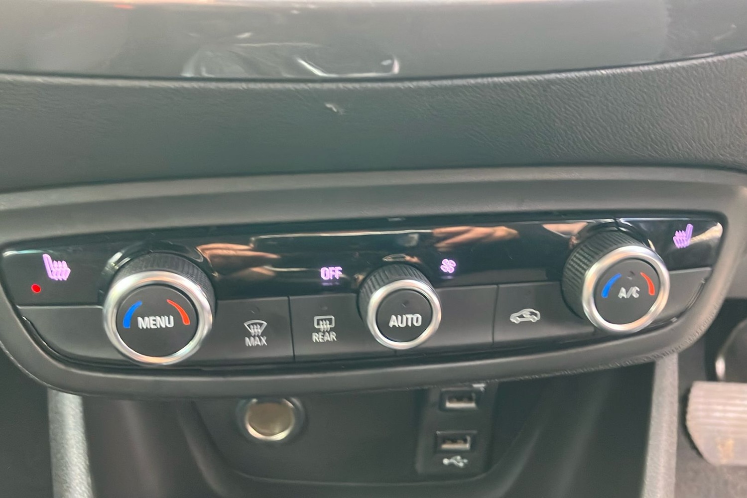 Used Vauxhall Crossland 2024 for sale - 75951178: Photo 40