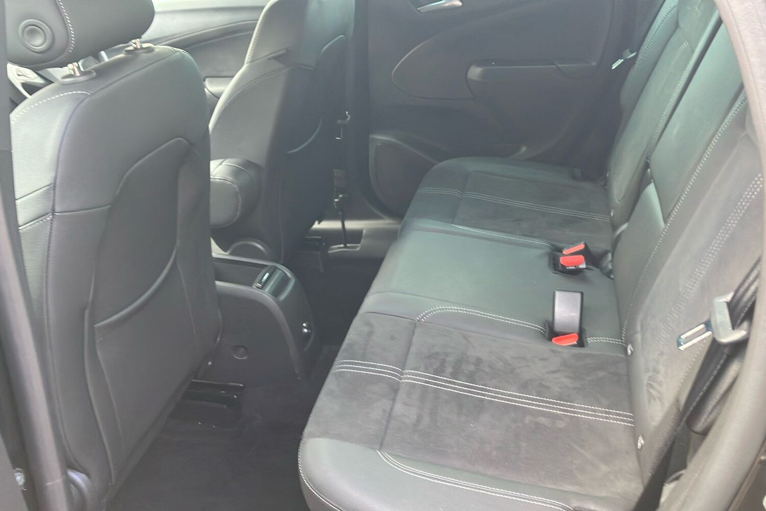 Used Vauxhall Crossland 2024 for sale - 75951178: Photo 5