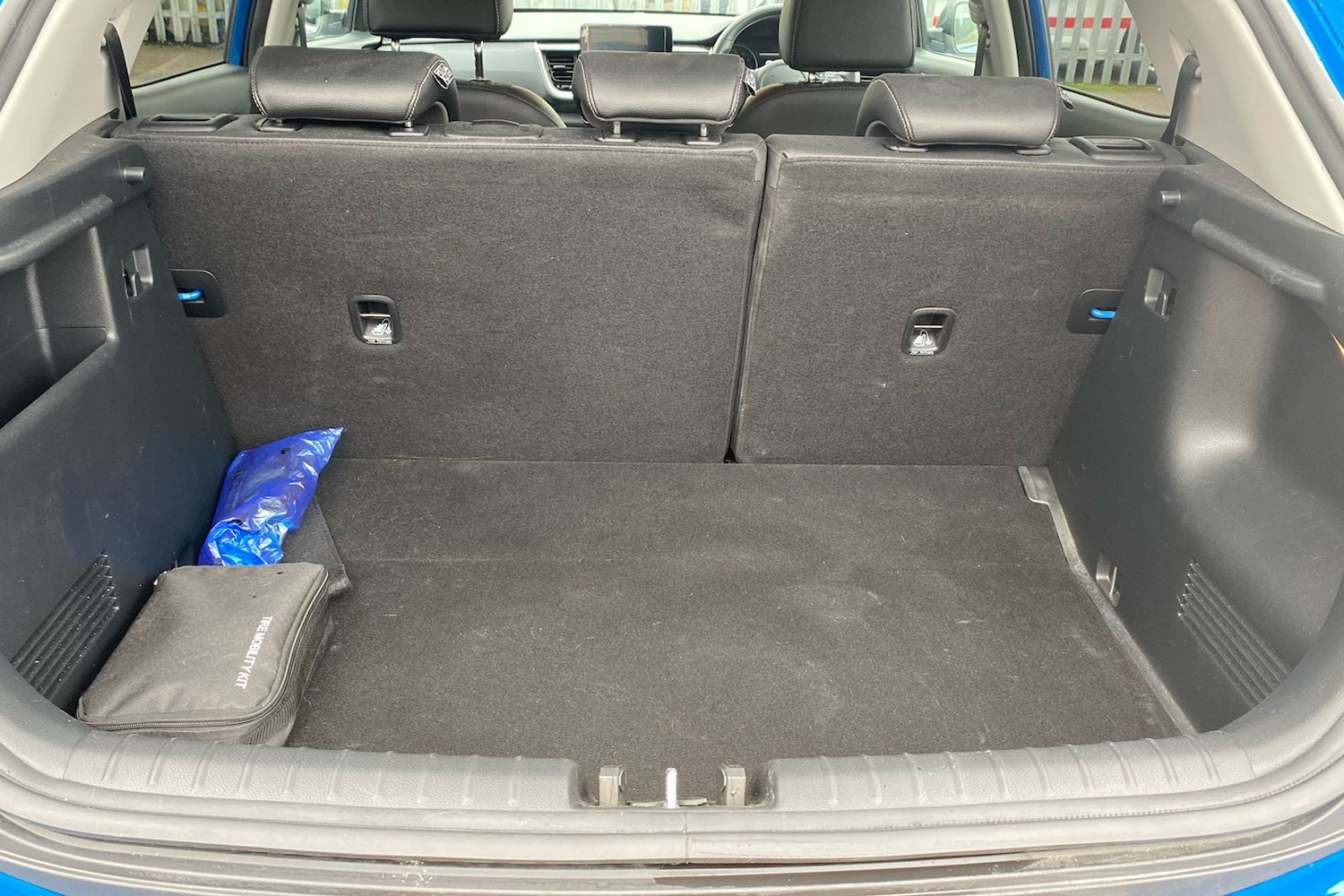 Used Kia Stonic 2024 for sale - 77650951: Photo 12