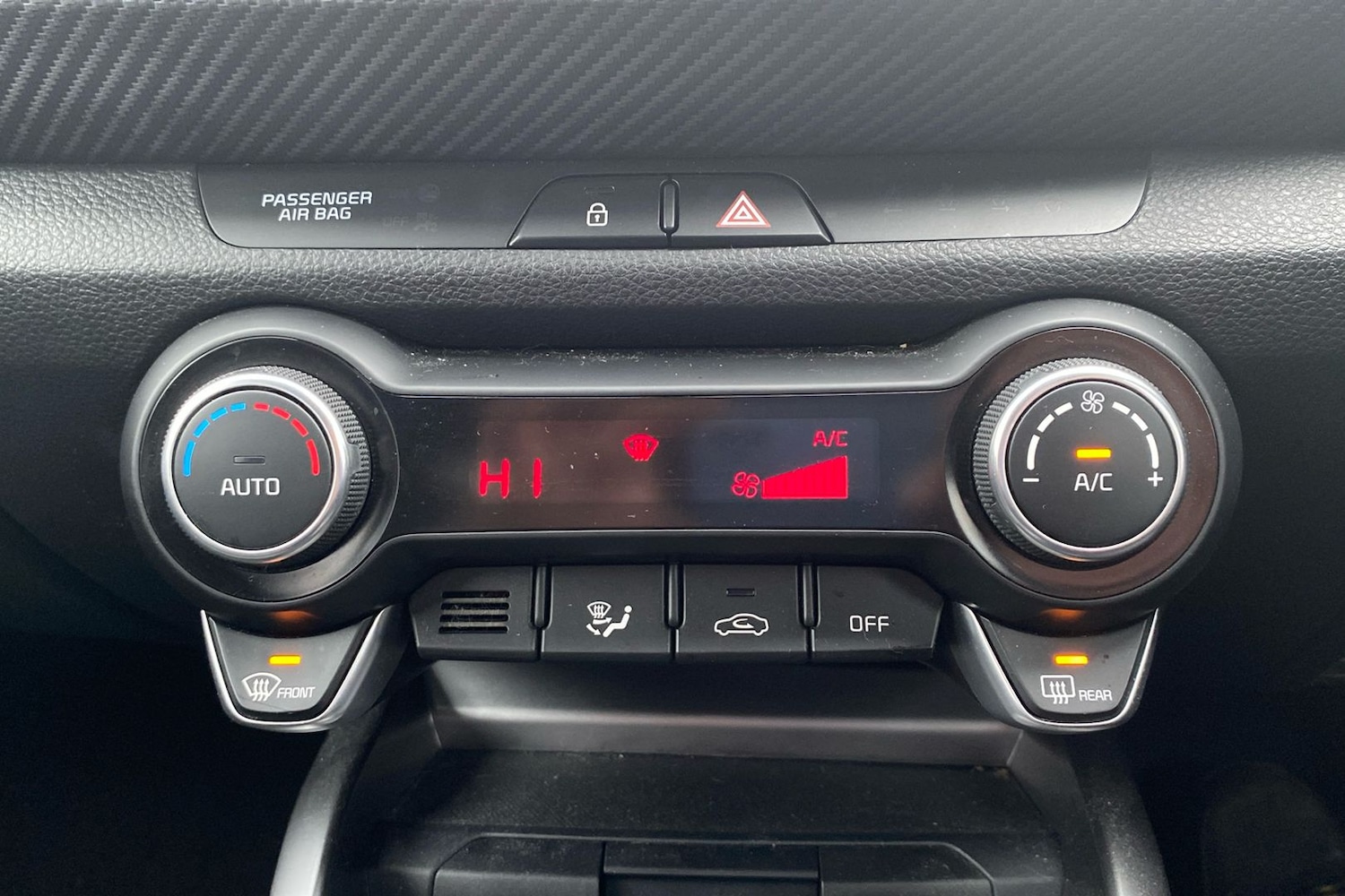 Used Kia Stonic 2024 for sale - 77650951: Photo 47