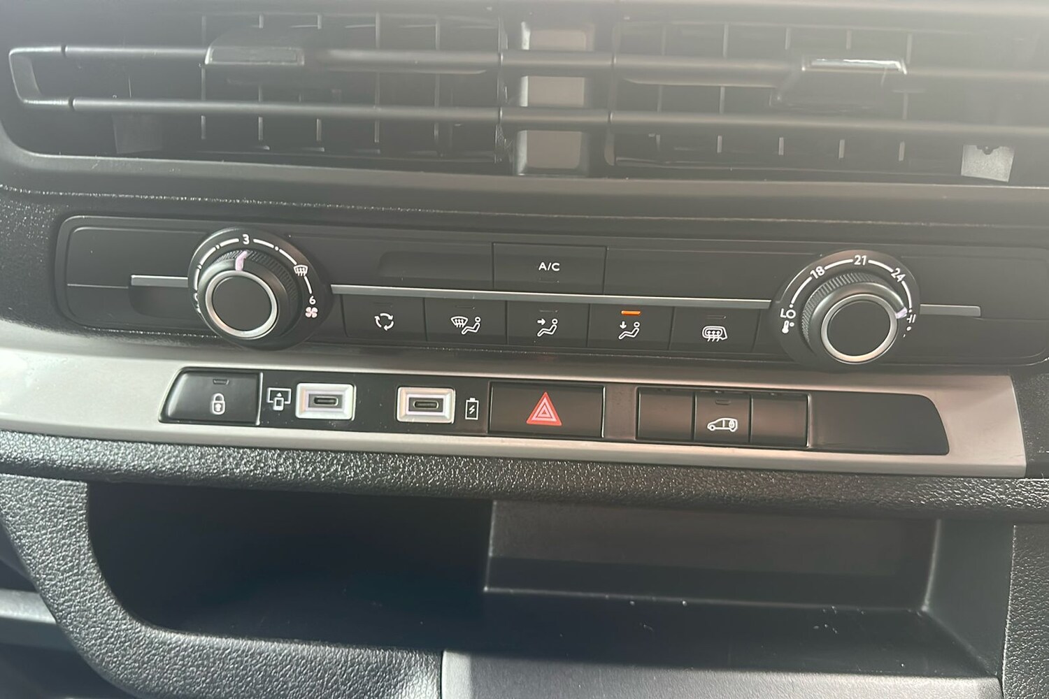 Used Vauxhall Vivaro 2024 for sale - 77822051: Photo 40