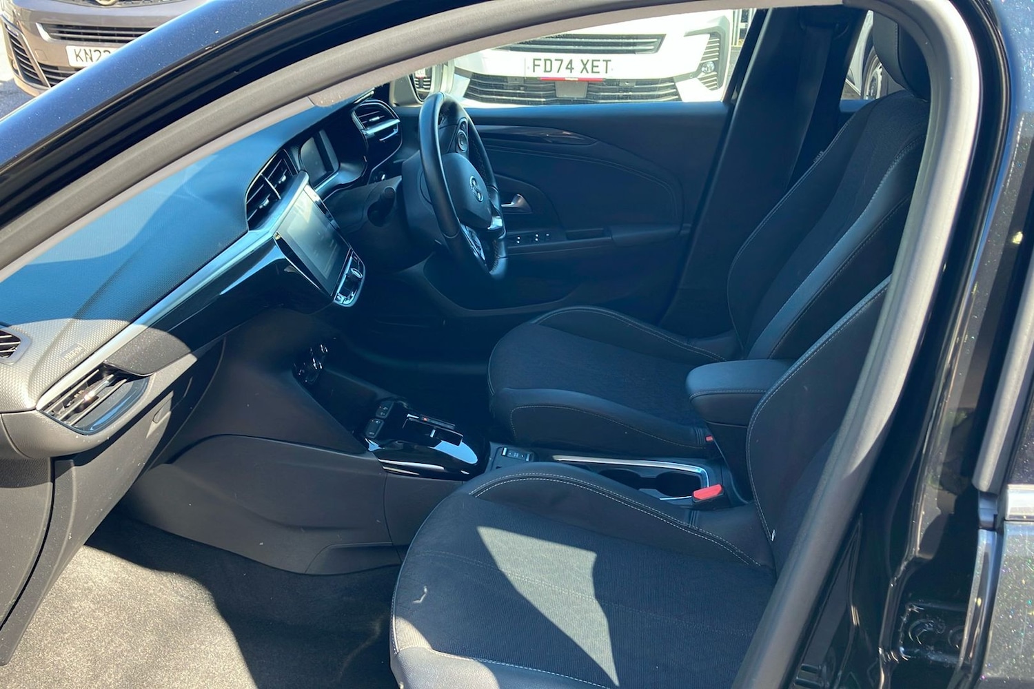 Used Vauxhall Corsa 2022 for sale - 76148811: Photo 3