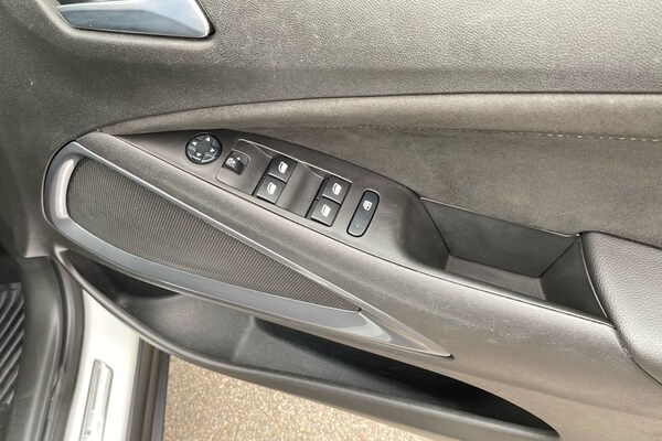 Used Vauxhall Crossland 2022 for sale - 76181821: Photo 18