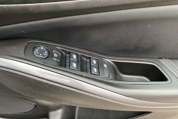 Used Vauxhall Grandland X 2020 for sale - 76245902: Photo 18