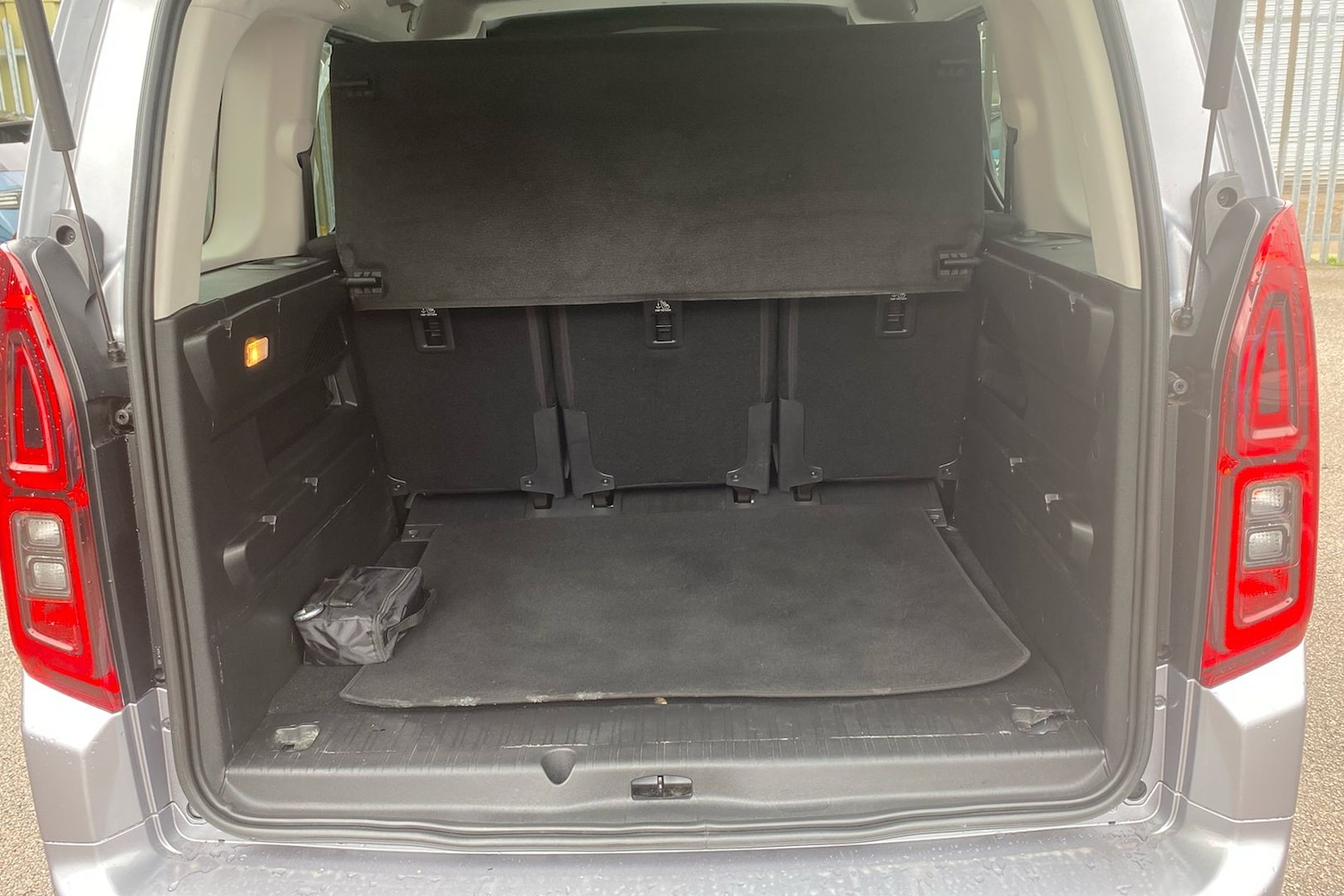 Used Vauxhall Combo Life 2020 for sale - 77541095: Photo 35