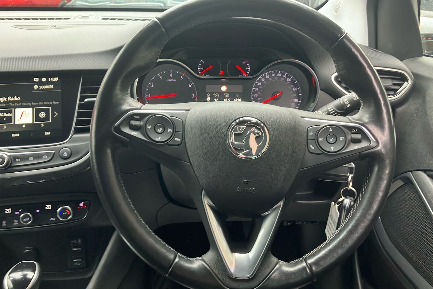 Used Vauxhall Crossland 2022 for sale - 76784748: Photo 33