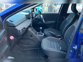 Used Dacia Sandero Stepway 2022 for sale - 77423211: Photo