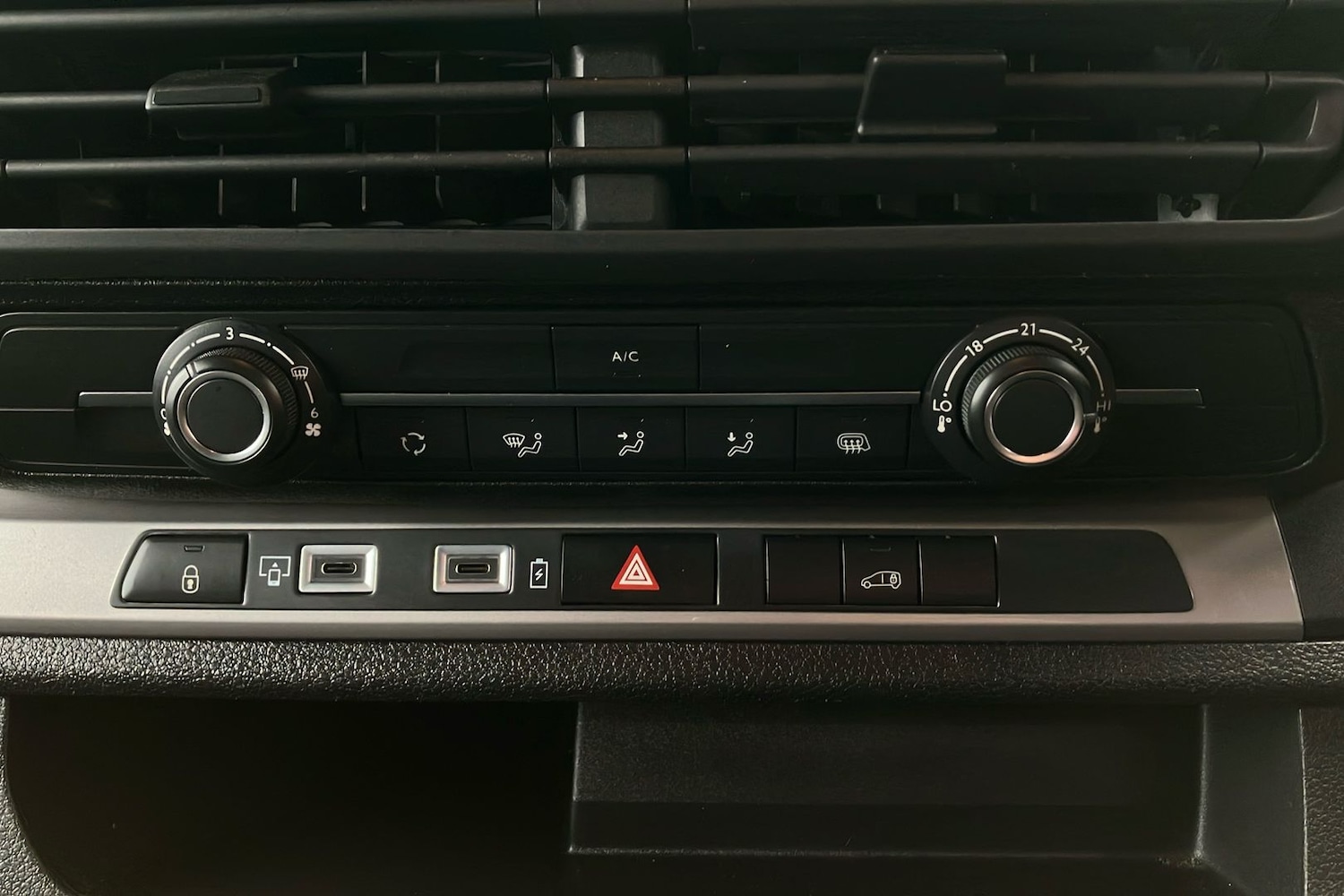 Used Vauxhall Vivaro 2024 for sale - 77374161: Photo 15