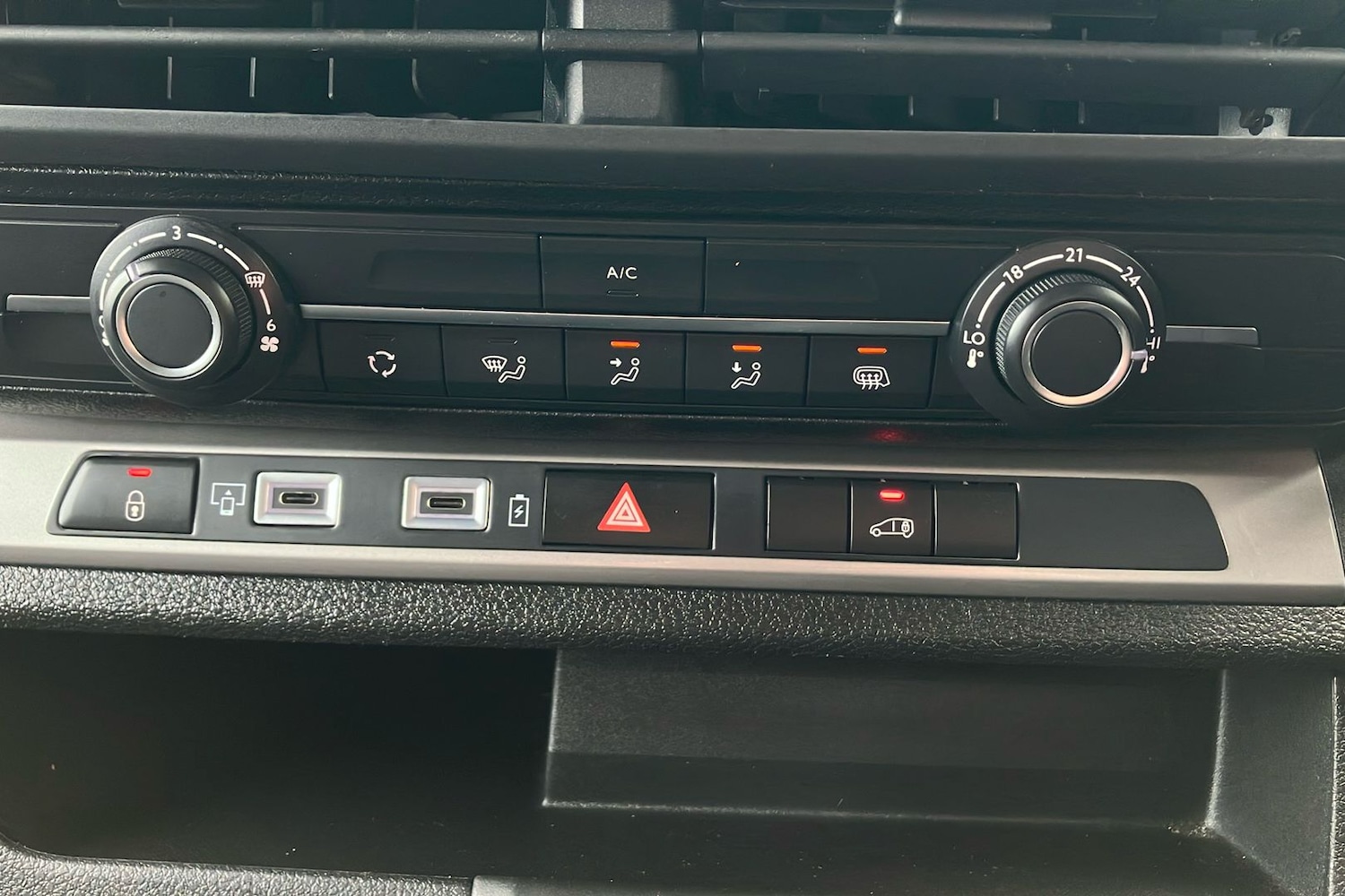 Used Vauxhall Vivaro 2024 for sale - 77374161: Photo 50