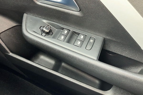 Used Vauxhall Astra 2022 for sale - 76224578: Photo 18