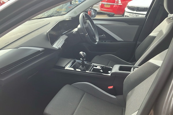 Used Vauxhall Astra 2022 for sale - 76224578: Photo 3
