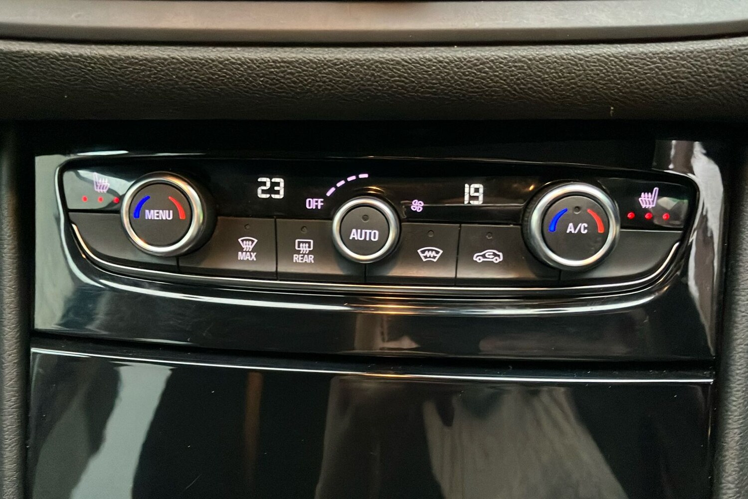 Used Vauxhall Grandland for sale - 78132145: Photo 40