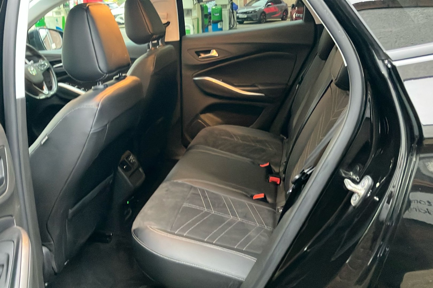 Used Vauxhall Grandland for sale - 78132145: Photo 5