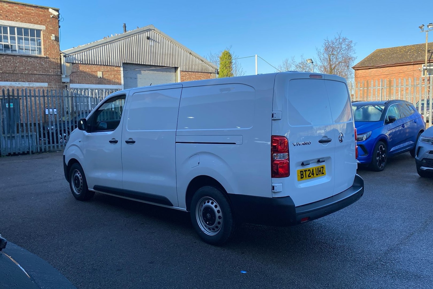 Used Vauxhall Vivaro 2024 for sale - 77007942: Photo 2