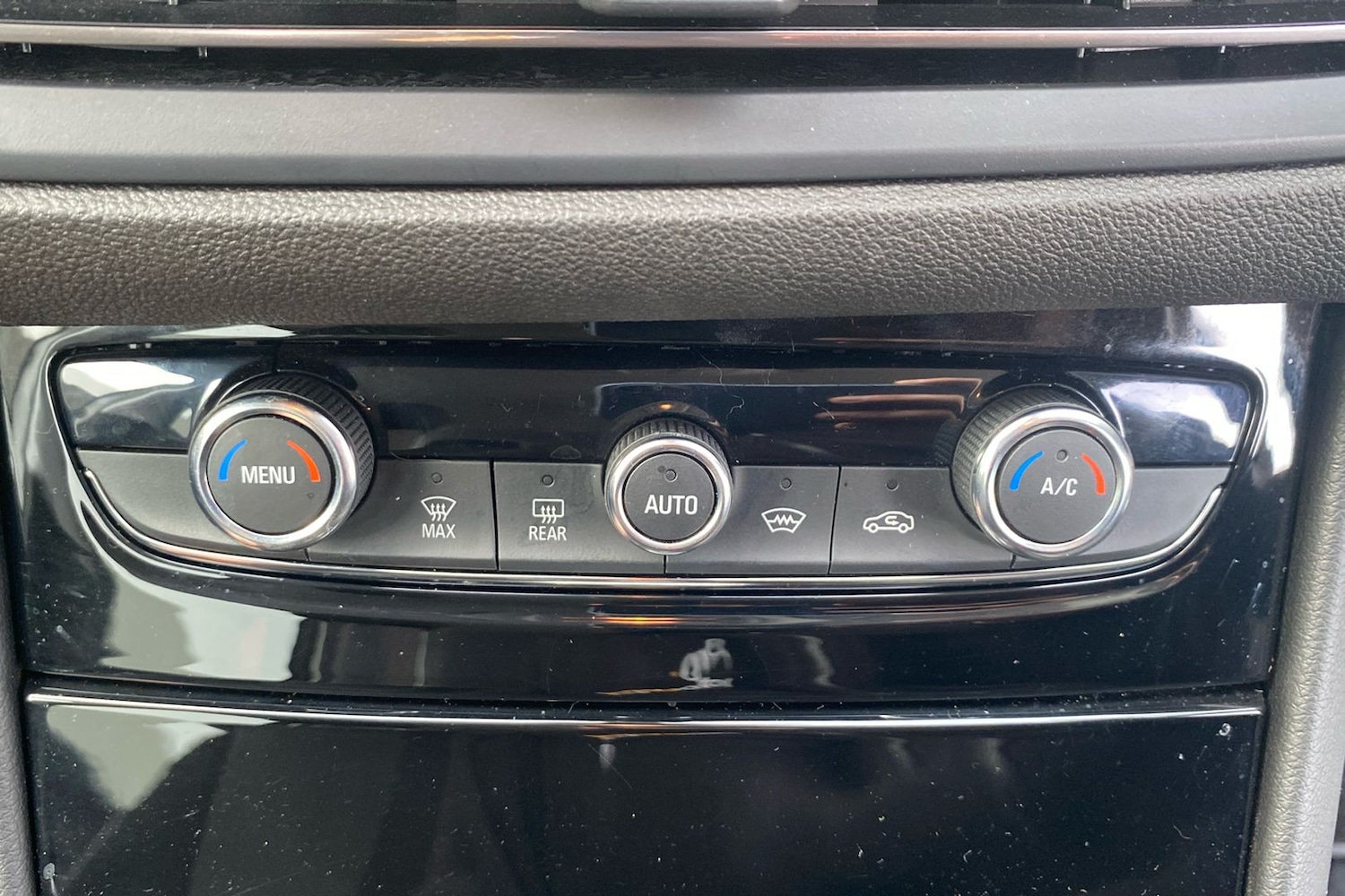 Used Vauxhall Grandland 2024 for sale - 77584329: Photo 15