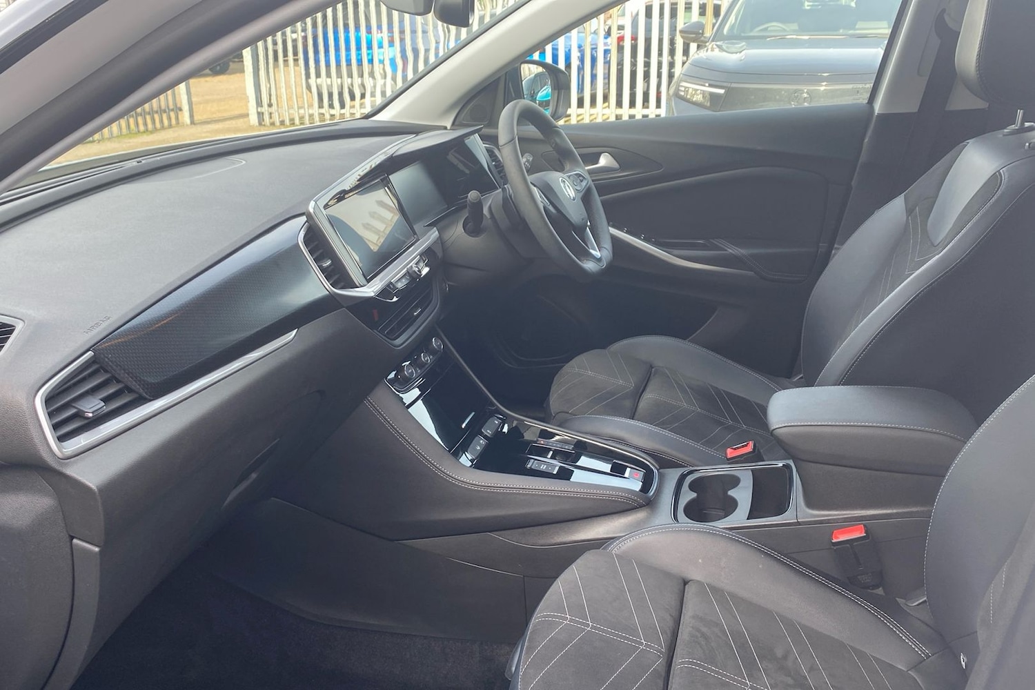 Used Vauxhall Grandland 2024 for sale - 77584329: Photo 3